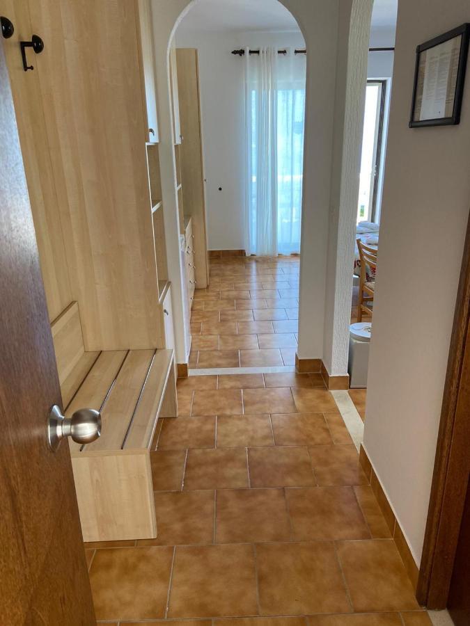Apartments Tri Zala Žrnovo エクステリア 写真